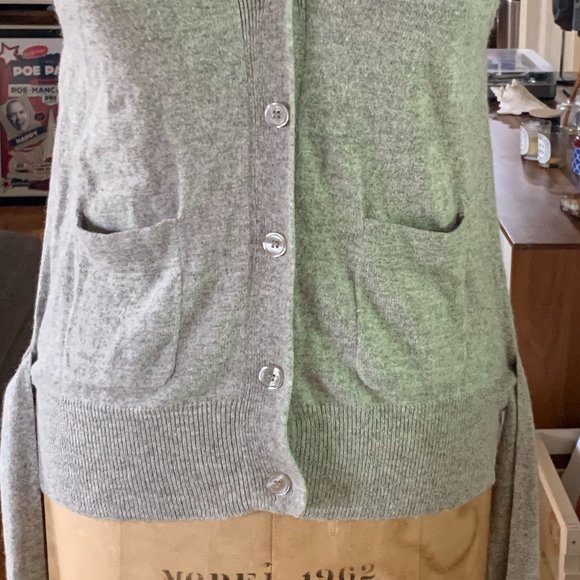 DIAB'LESS. . Heather Gray Button Down Sleeveless Sweater Vest with Side Ties - Picture 2 of 10